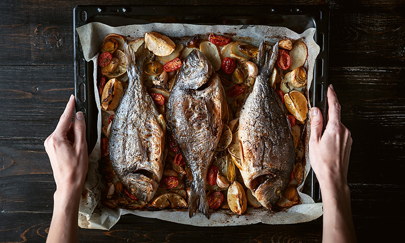 4 formas de cocinar pescado de forma saludable - Toscamare, congelados frescos del mar