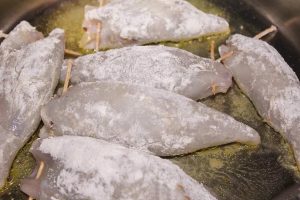 Calamares rellenos con carne picada - Toscamare, congelados frescos del mar